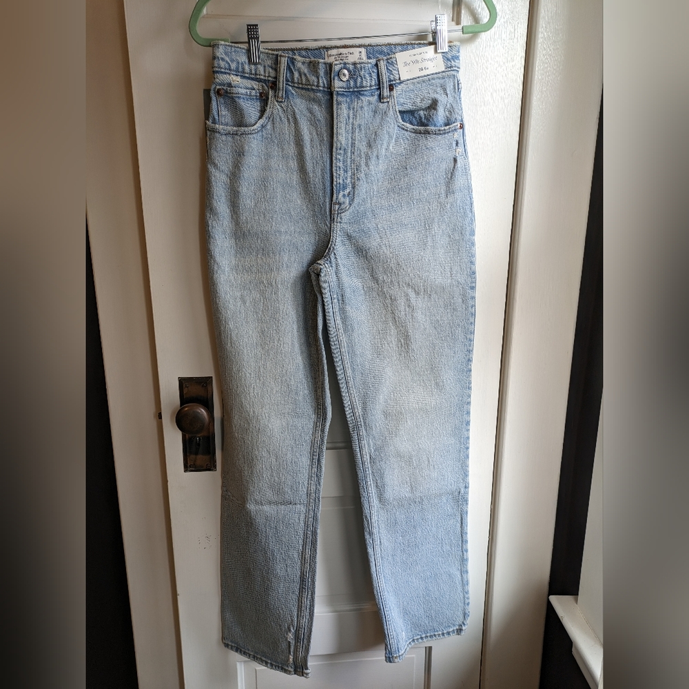 Abercrombie & Fitch 90s straight ultra high rise jean